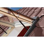 OptiLight VK | trä, topphängt, dubbelglas takfönster med ventilationsspalt