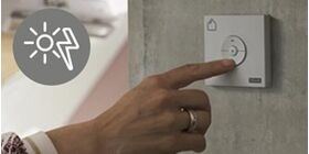 Solar-powered blackout blind VELUX DSL