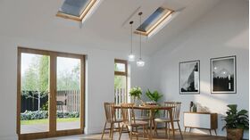 RoofLITE+ SLIM PINE | trä, pivåhängt, dubbelglas takfönster