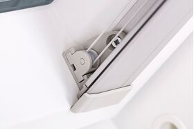 FAKRO ARF SOLAR | solar-powered blackout blind for FAKRO roof windows ✓ OptiLight ✓ ARON ✓ ARTENS