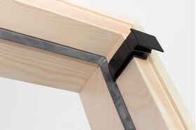 RoofLITE+ SLIM PINE | trä, pivåhängt, dubbelglas takfönster