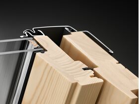 Pivåhängt takfönster VELUX GZL 1051 | 2-glas, klarlackat furu