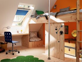 Pivåhängt takfönster VELUX GLL 1061 | 3-glas, klarlackat furu