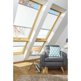 FAKRO APS | Genomskinlig plisségardin för takfönster FAKRO ✓ OptiLight ✓ ARON ✓ ARTENS