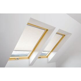 FAKRO APS | Genomskinlig plisségardin för takfönster FAKRO ✓ OptiLight ✓ ARON ✓ ARTENS